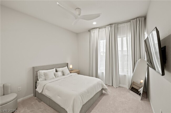 Building Photo - 684 Ambridge Dr