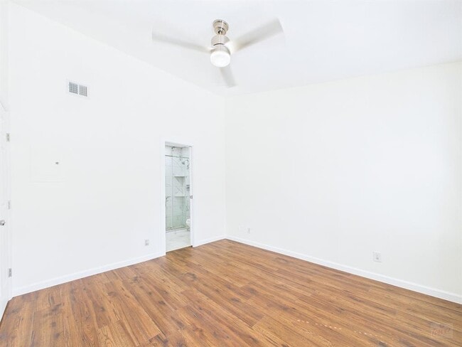 Building Photo - 2216 San Gabriel St