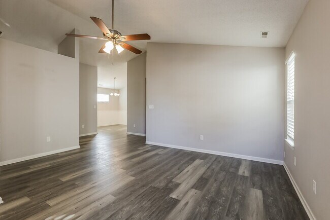 Building Photo - 4312 Village Trace Dr