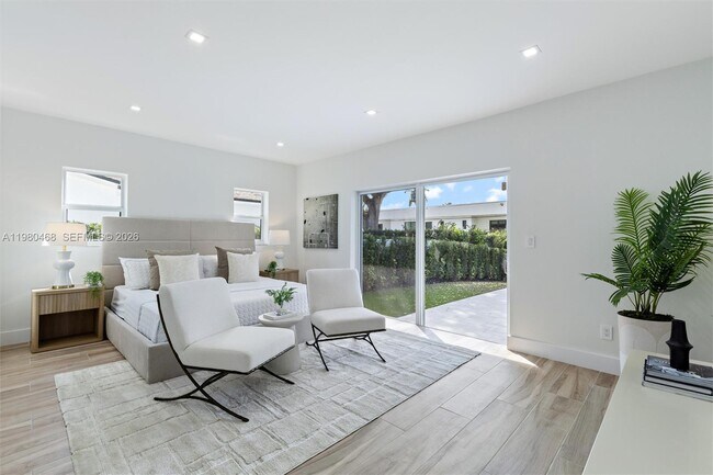 Building Photo - 1840 NE 199th St