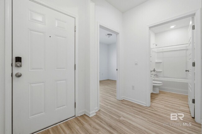 Building Photo - 13861 Antler Hl Rd