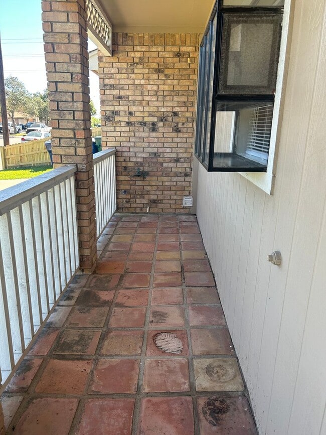 Building Photo - 7101 Premont Dr