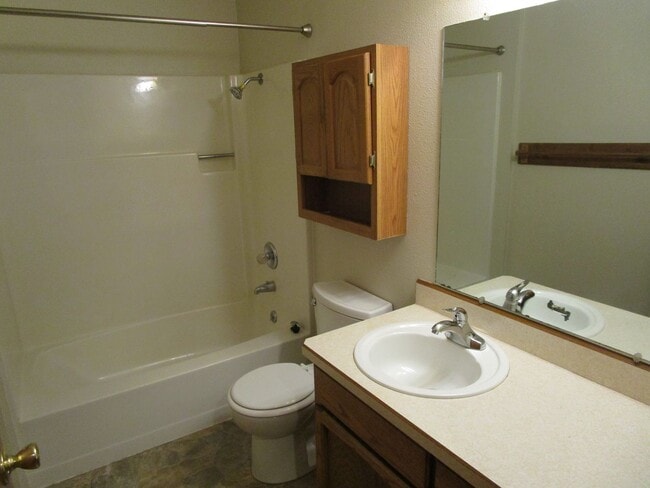 Building Photo - House Right By Ward Rhoden Stadium - Avail...