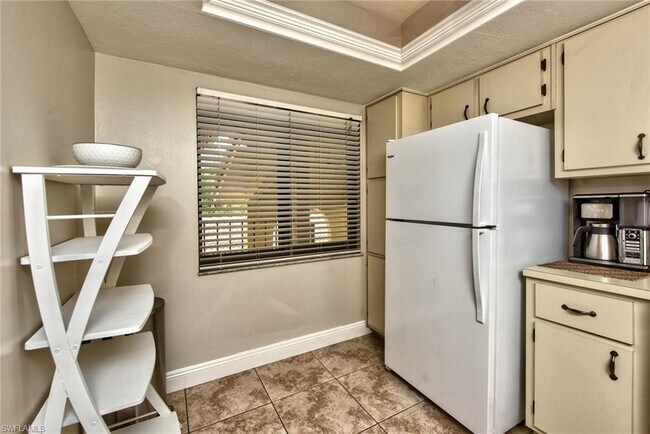 Building Photo - 9895 Citadel Ln