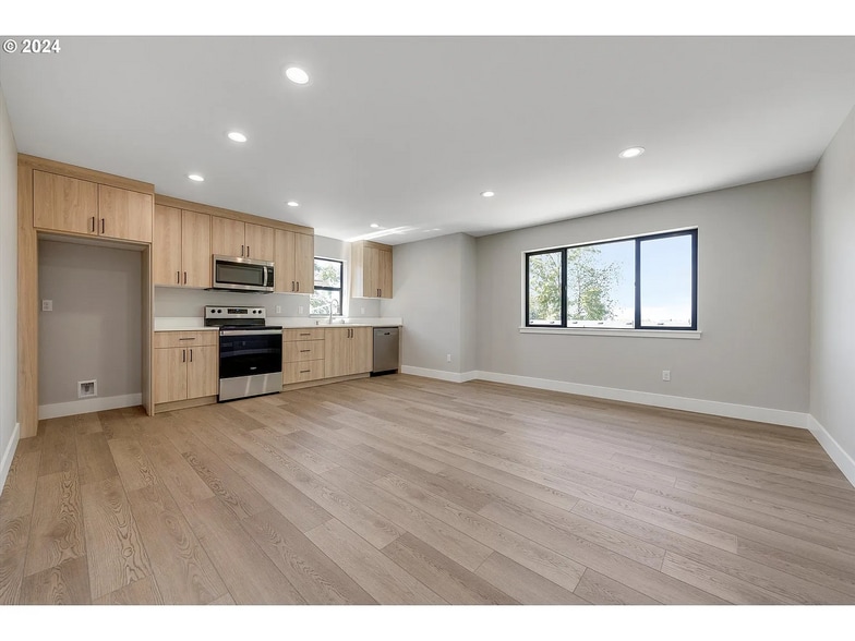 Building Photo - 3815 Rose Ct