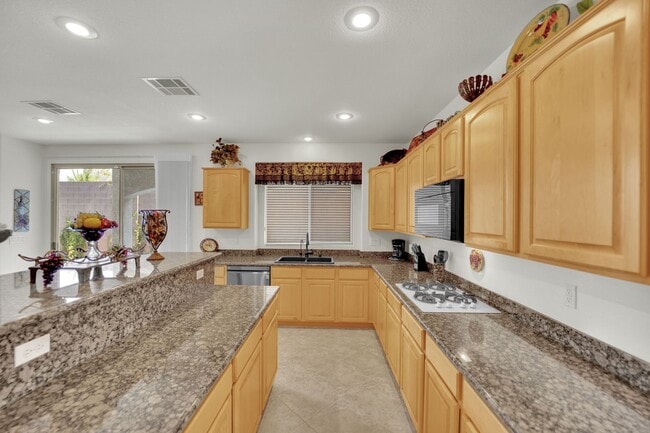 Building Photo - 875 Chaste Ct