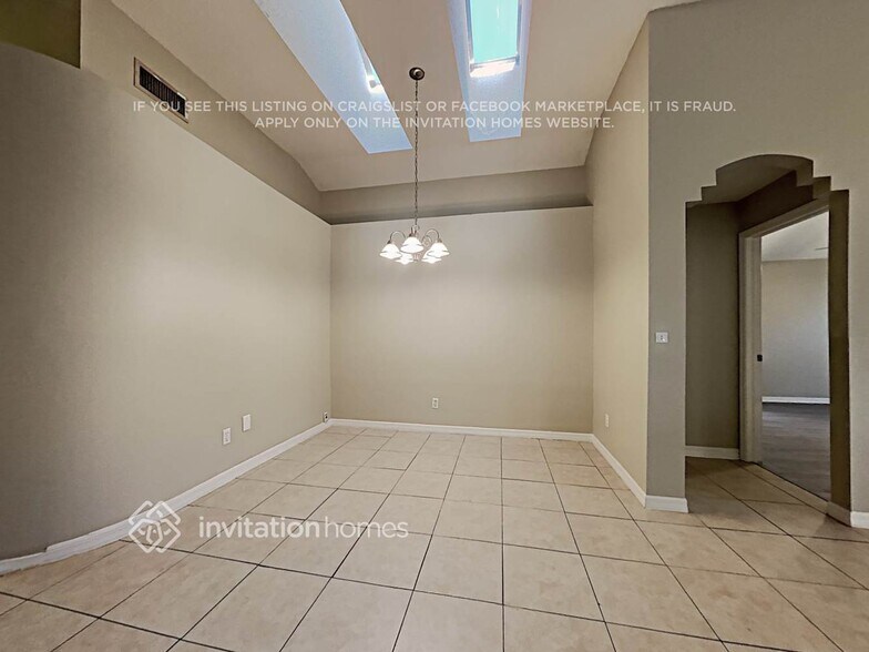 Building Photo - 4024 Windell Pl