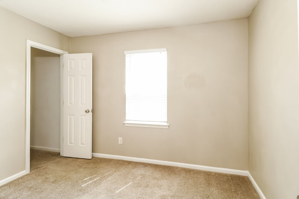 Building Photo - 5805 Bridgeway Dr