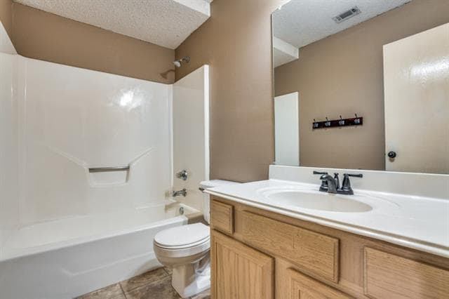 Building Photo - 1409 Meadowbrook Dr