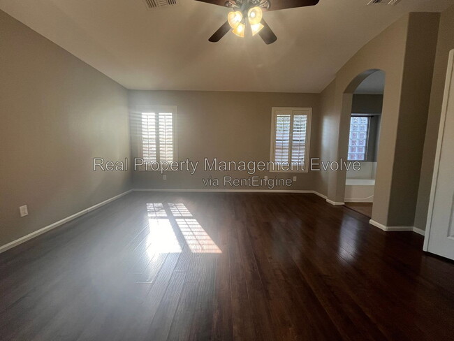 Building Photo - 16115 W Durango St