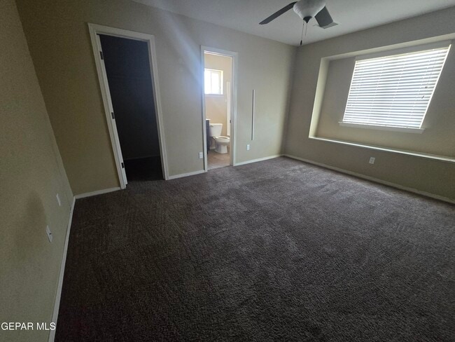 Building Photo - 808 Ballard Shapleigh Pl