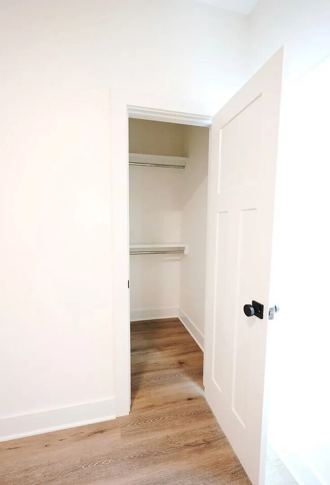 Building Photo - 519 Briarbrook Ln