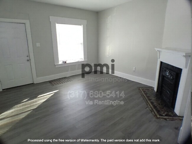 Building Photo - 3504 N Kenwood Ave