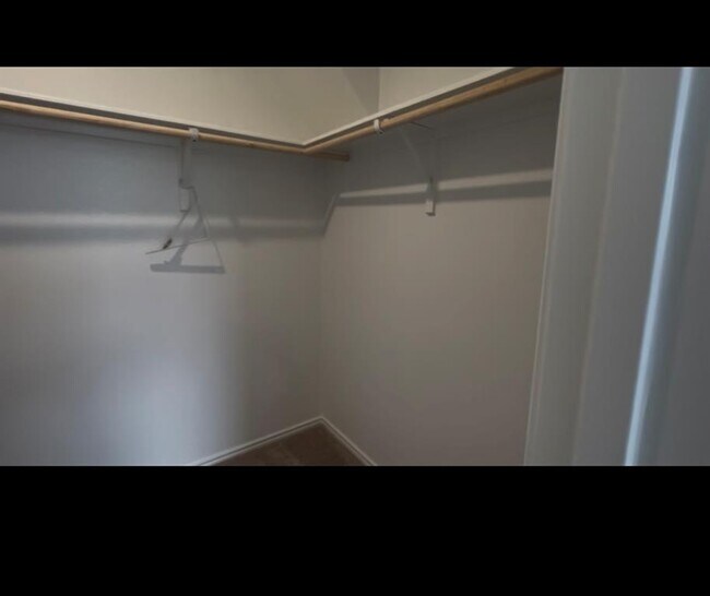 Building Photo - 152 Zircon Ln