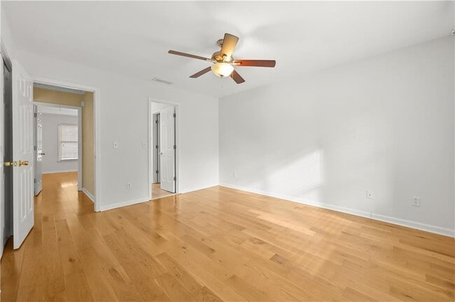 Building Photo - 1070 Admiral Crossing