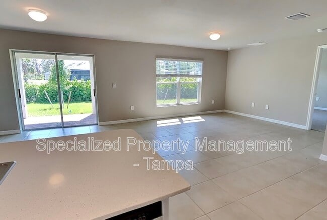 Building Photo - 4731 Gillot Blvd