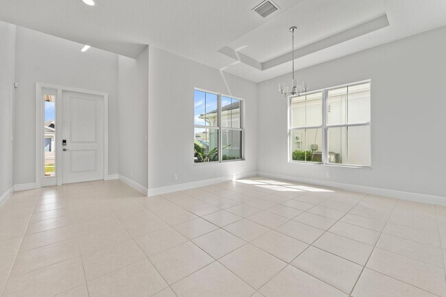 Building Photo - 12542 Nautilus Cir