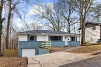 Building Photo - Newly Renovated 4 Bedroom, 2 Bath Home