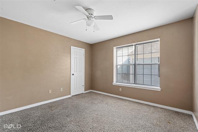 Building Photo - 253 Settlers Park Dr