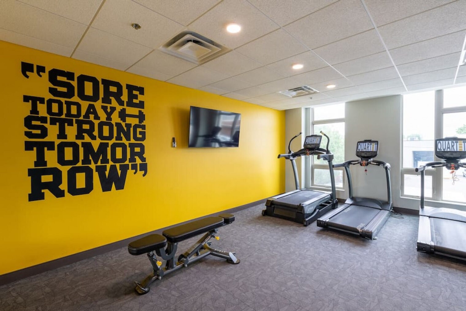 Building Photo - 211 W Mineral St