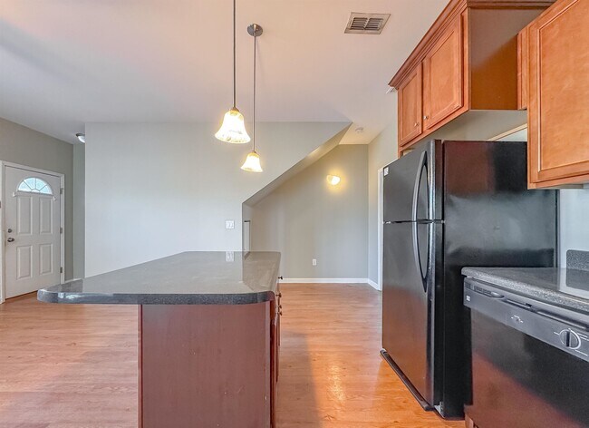 Building Photo - 1988 Green Castle Ln