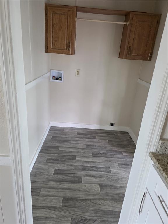 Building Photo - 9919 Scepter Ave