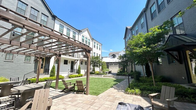 Building Photo - Chastain Park!  New Construction, 2 Bed-2 ...