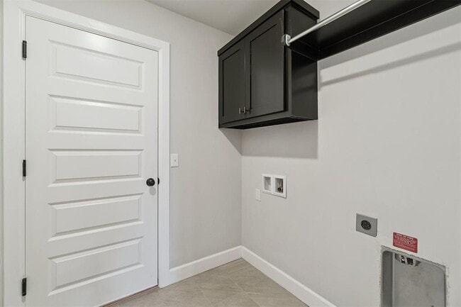 Building Photo - 19701 Brookville Dr