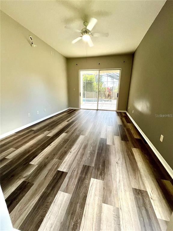 Building Photo - 5634 Belle Terre Dr