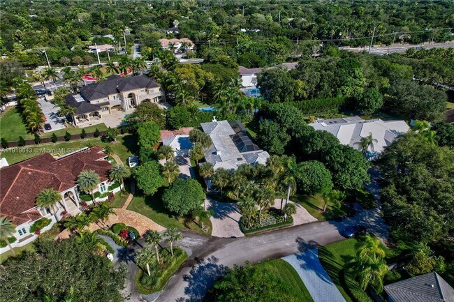 Building Photo - 6731 SW 138th St