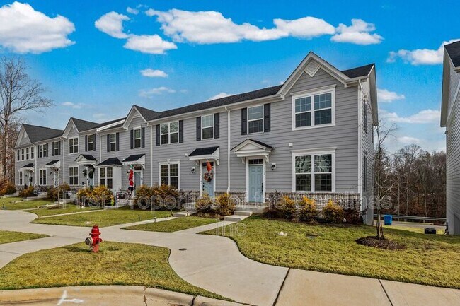 Building Photo - 332 Cramerton Mills Pkwy