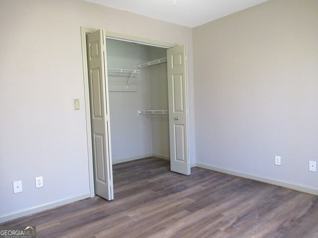 Building Photo - 95 Live Oak Rd
