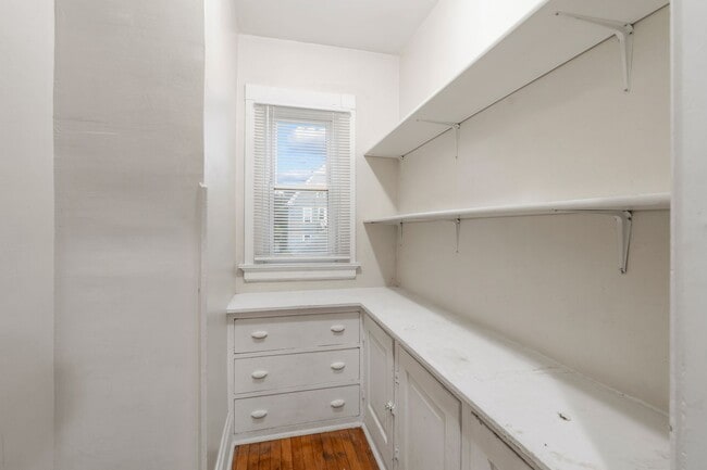 Building Photo - Cramer upper house