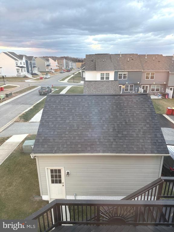 Building Photo - 60 Deerbrook Dr