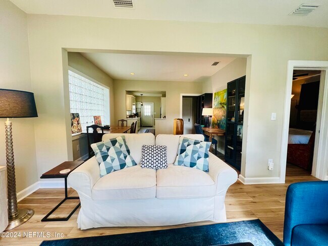 Building Photo - 2745 Downing St