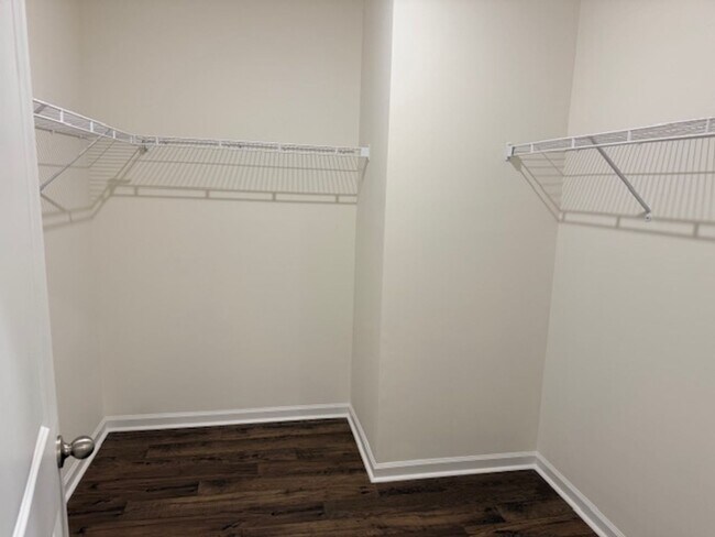 Building Photo - Maryville 37803 - Brand New Build in Maryville! 5 bedroom, 3.5 bath home - Contact Troy Adams (86...