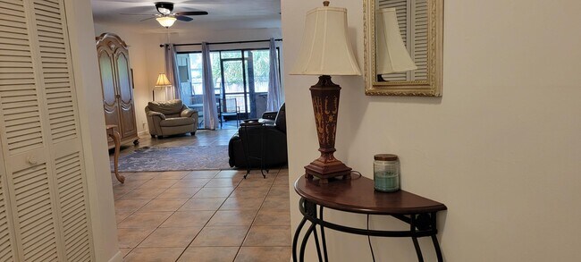 Building Photo - 12738 Peconic Ct