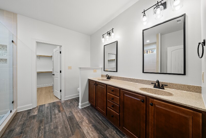 Building Photo - 73 Old Barn Way