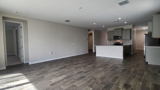 Building Photo - 37845 W Santa Barbara Ave