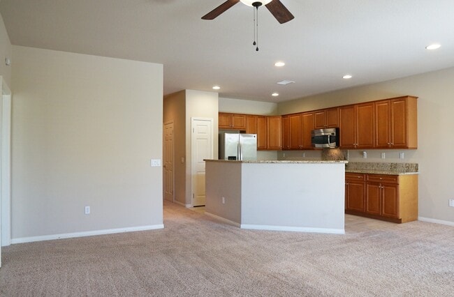 Building Photo - 40093 Corte Refugio