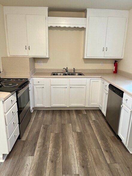 Building Photo - 165 Hiawassee Ave