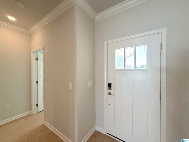 Building Photo - 237 Granby Ln