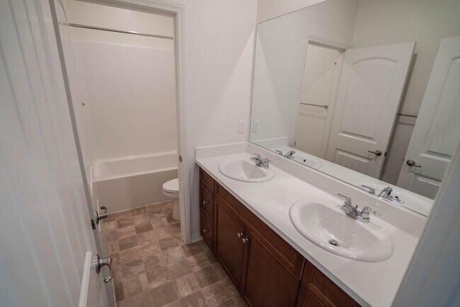 Building Photo - Spacious 4-Bedroom Home with Solar in Vale...