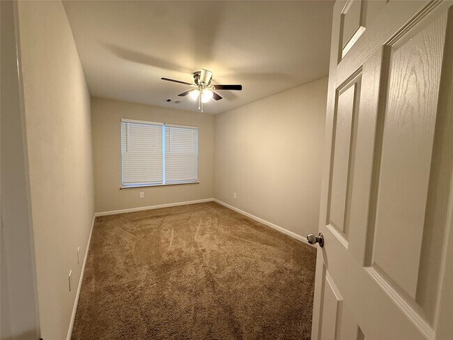 Building Photo - 17142 Wilthorne Colony Ct