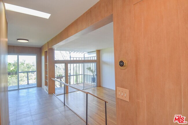 Building Photo - 8895 Appian Way