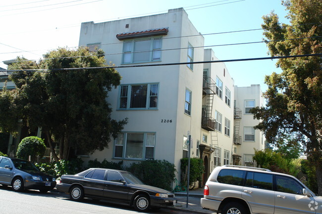 Building Photo - Fulton Apartments