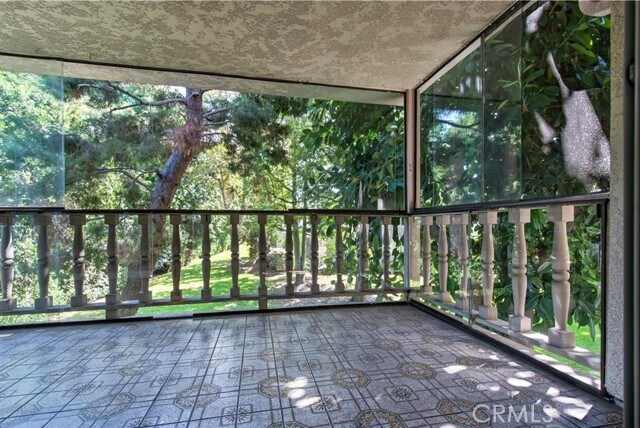 Building Photo - 2405 Via Mariposa W