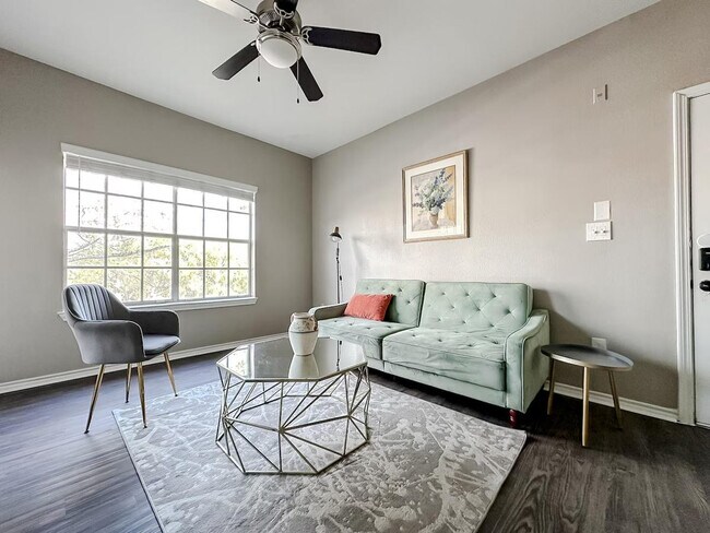 Primary Photo - 6225 Saratoga Blvd