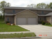 Building Photo - 1222 Mark Ave