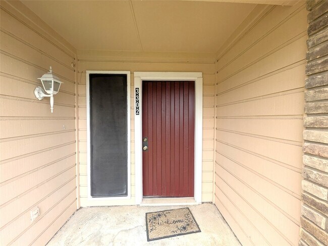 Building Photo - 3302 Townbluff Pl